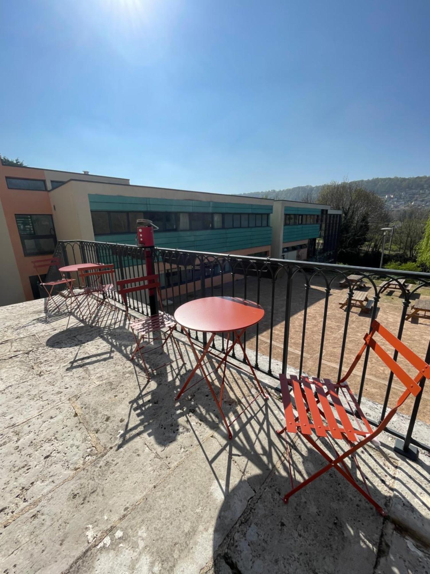 Auberge De Jeunesse Hi Rouen Bagian luar foto